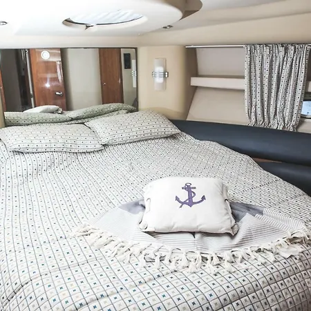 Azimut 39 Fly Yacht * Nikiti (Sithonia)